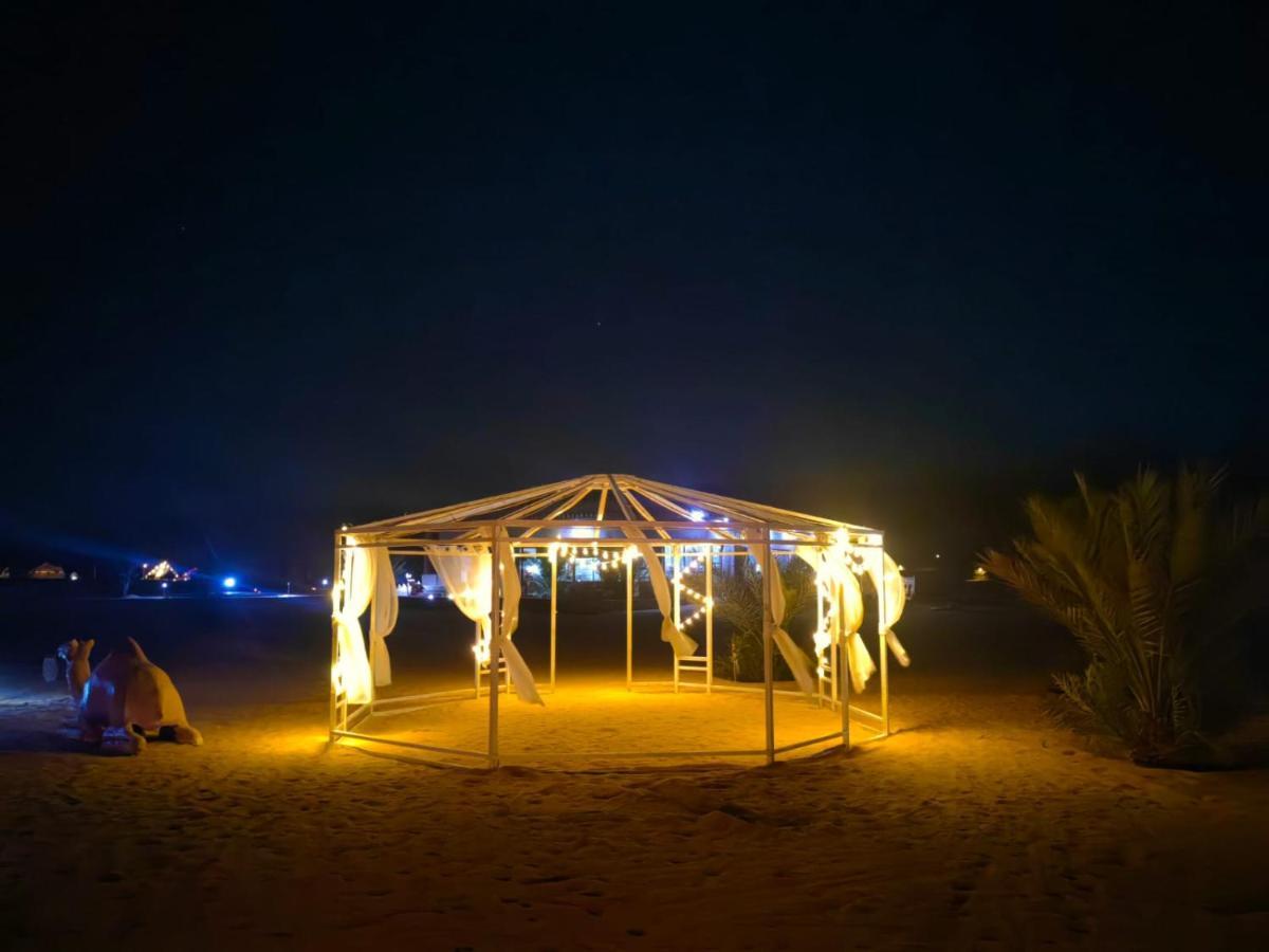 Safari Desert Camp Shāhiq Екстериор снимка