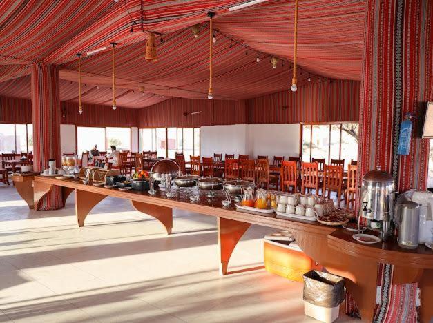 Safari Desert Camp Shāhiq Екстериор снимка